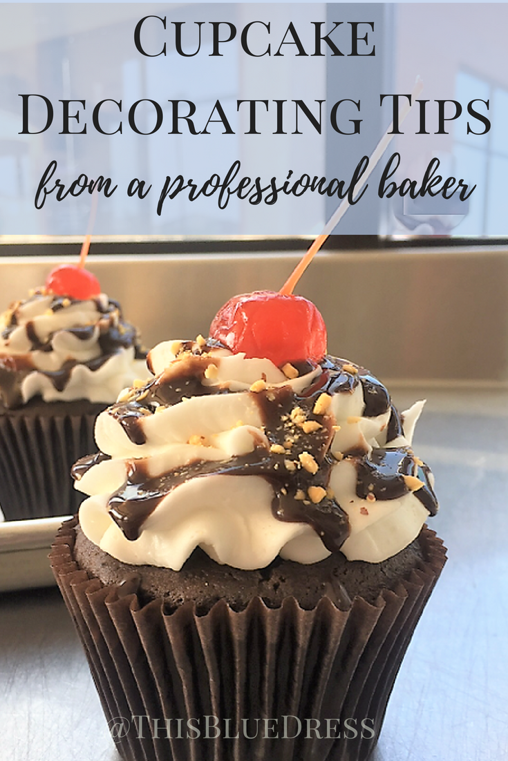 Cupcake Decorating Tips from a Professional Baker #cupcakes #cupcakedecorating #bakingtips